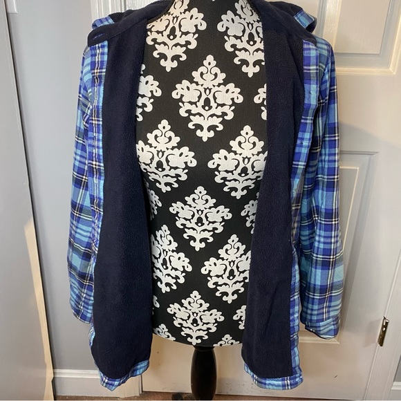 L.L.Bean fleece lined flannel hoodie - Picture 4 of 8